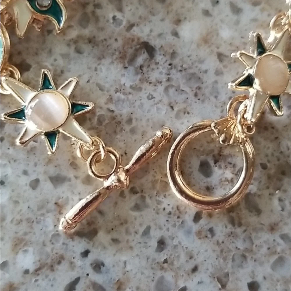 Moon and Stars Rhinestone Bracelet NIP - Picture 5 of 6